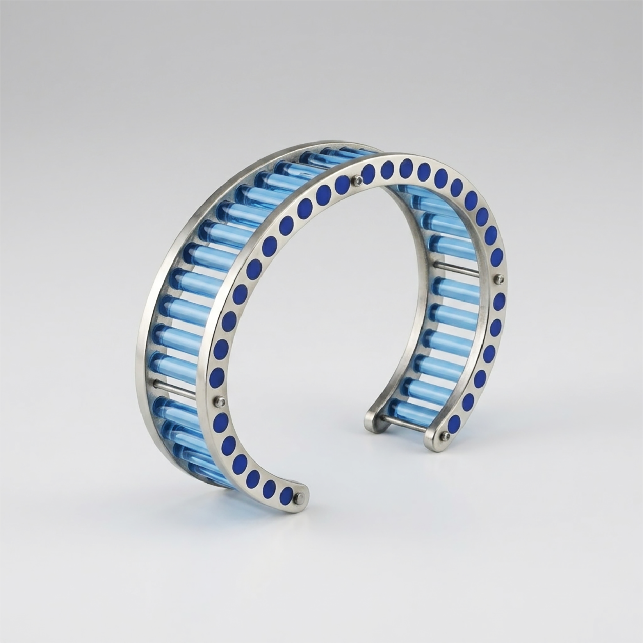 Puncture bracelet