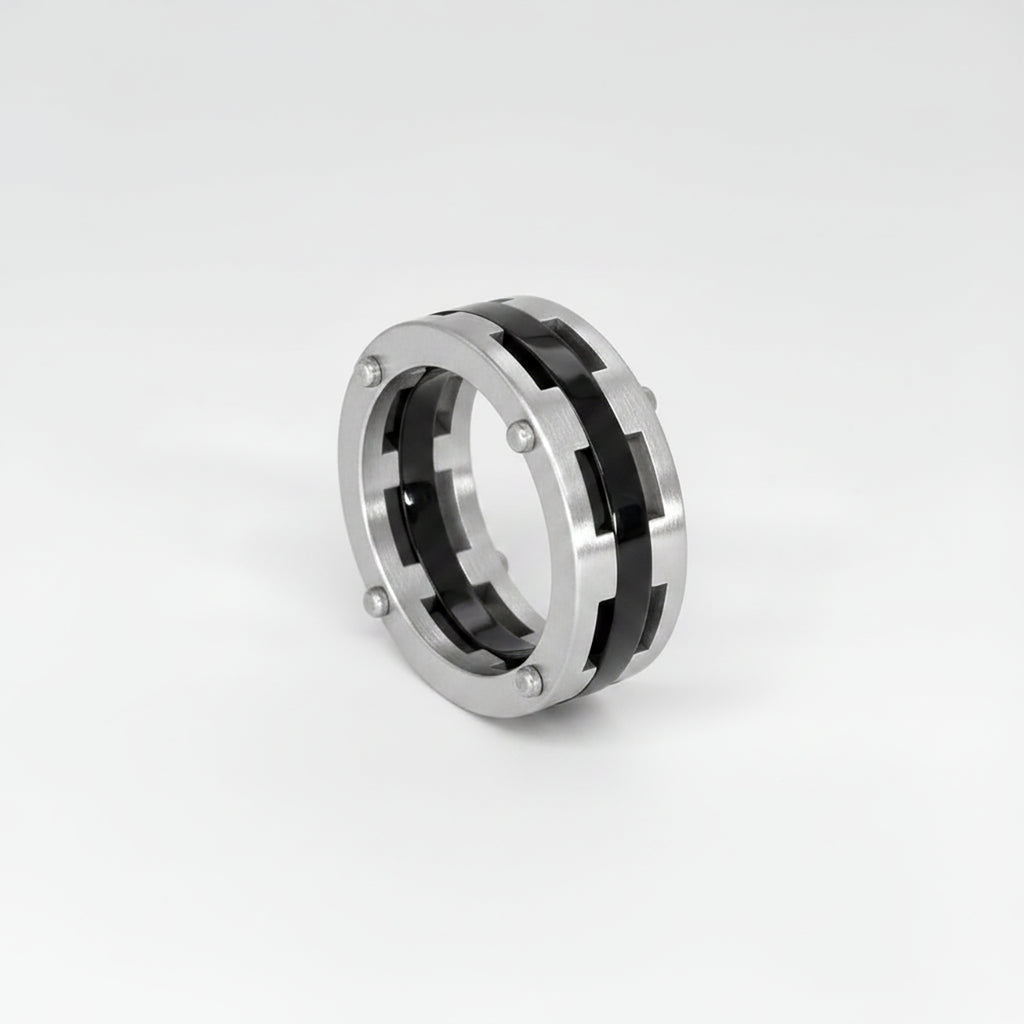 Square8 ring
