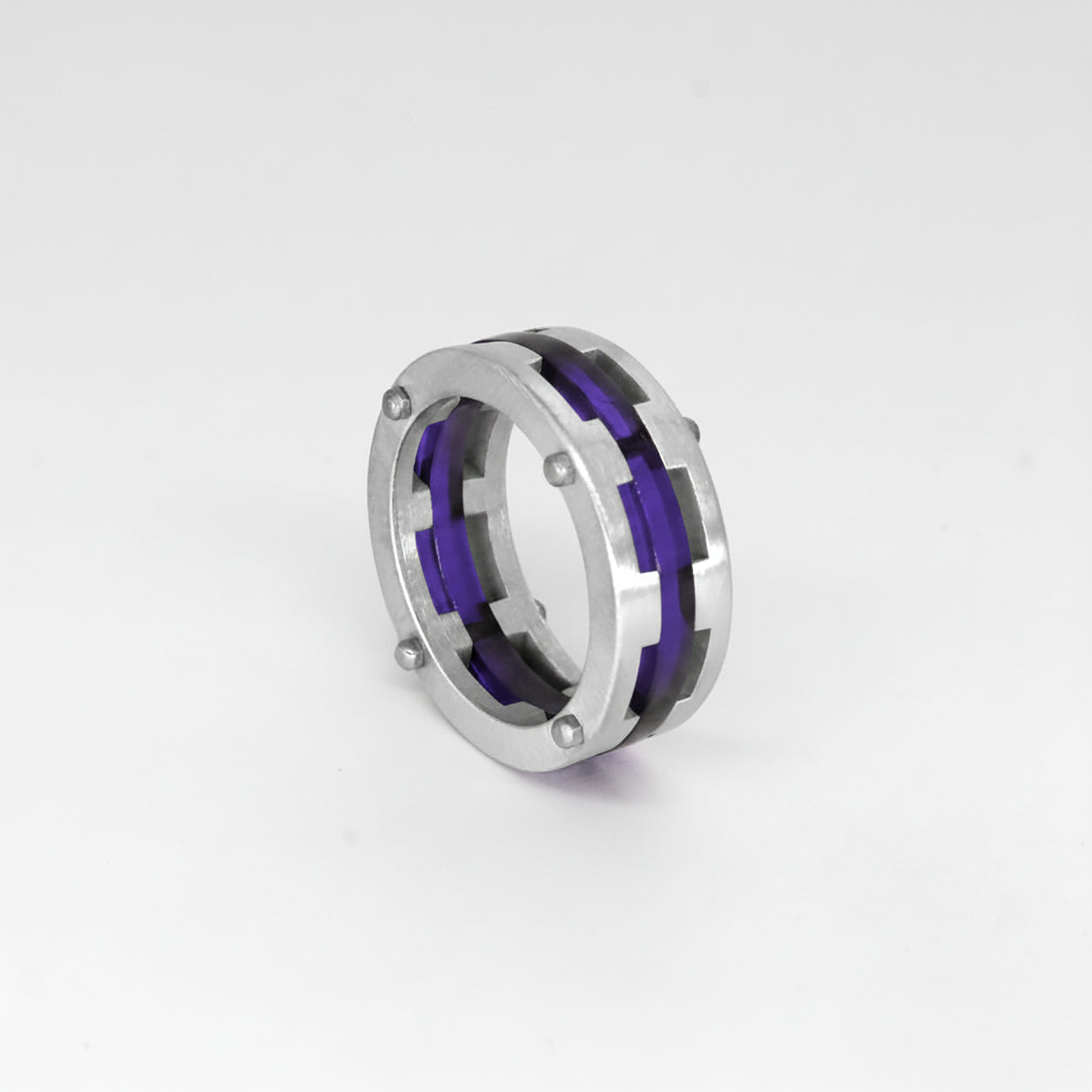 Square8 ring