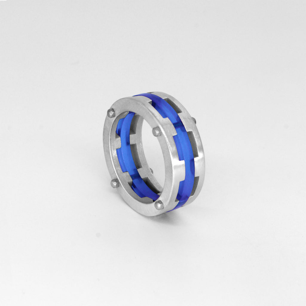 Square8 ring