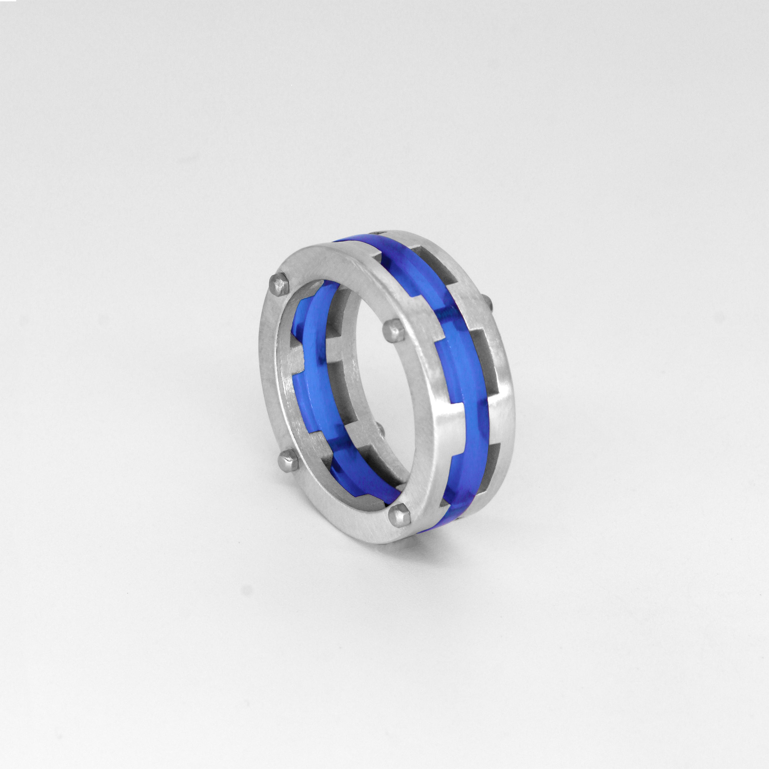 Square8 ring